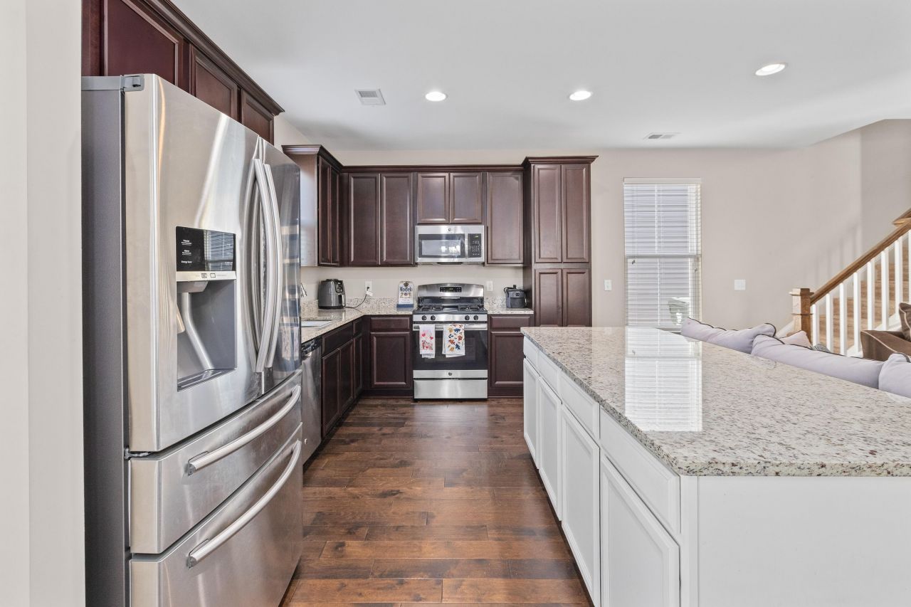 3902 Poplar Grove Place Photo 17