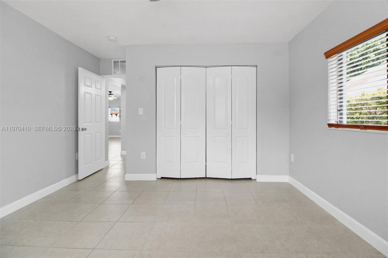 11740 SW 182nd Ter, Miami, FL 33177 Photo