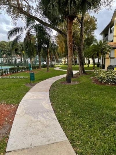550 S Park Rd , Unit 32-8, Hollywood, FL 33021 Photo