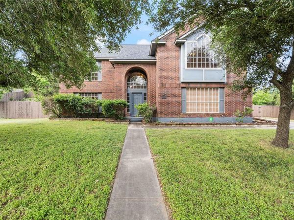 8301 Landsman DR, Austin, TX 78736