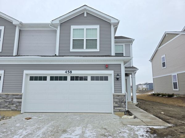 458 Hathaway Lane , Oswego, IL 60543
