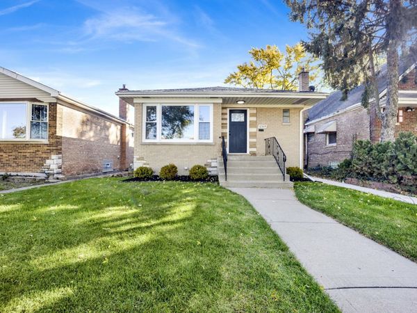 12309 S Loomis Street , Calumet Park, IL 60827