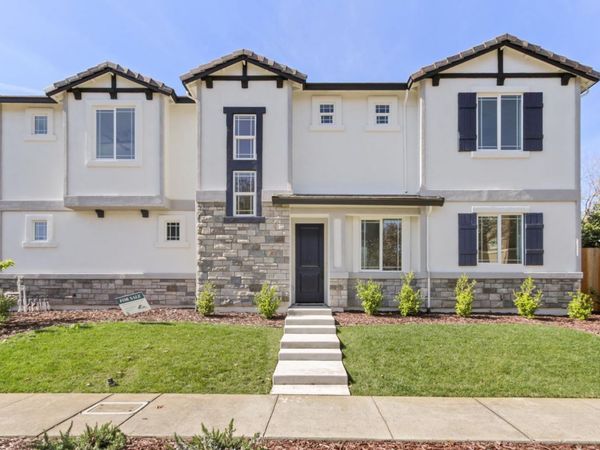 461 Caravaggio Cir, Sacramento, CA 95835