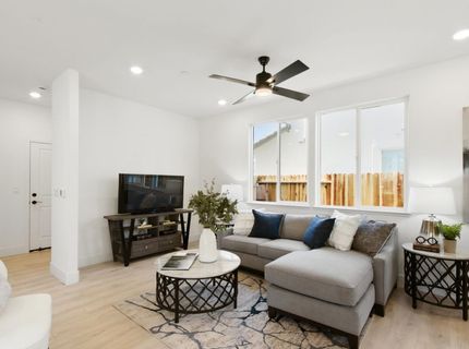 461 Caravaggio Cir, Sacramento, CA 95835 Photo