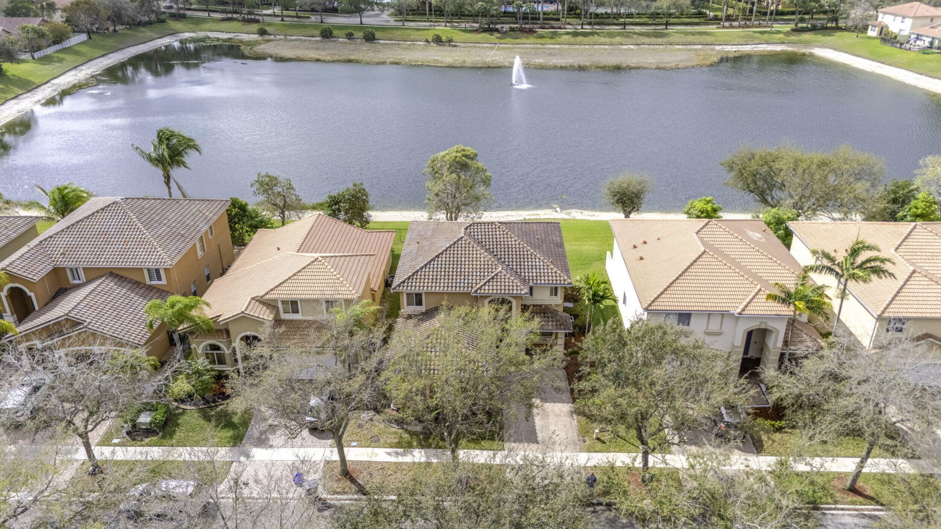 6770 Aliso Avenue, West Palm Beach, FL 33413 Photo