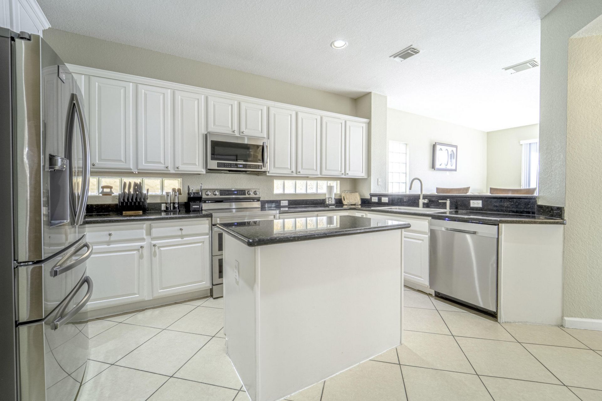 6770 Aliso Avenue, West Palm Beach, FL 33413 Photo