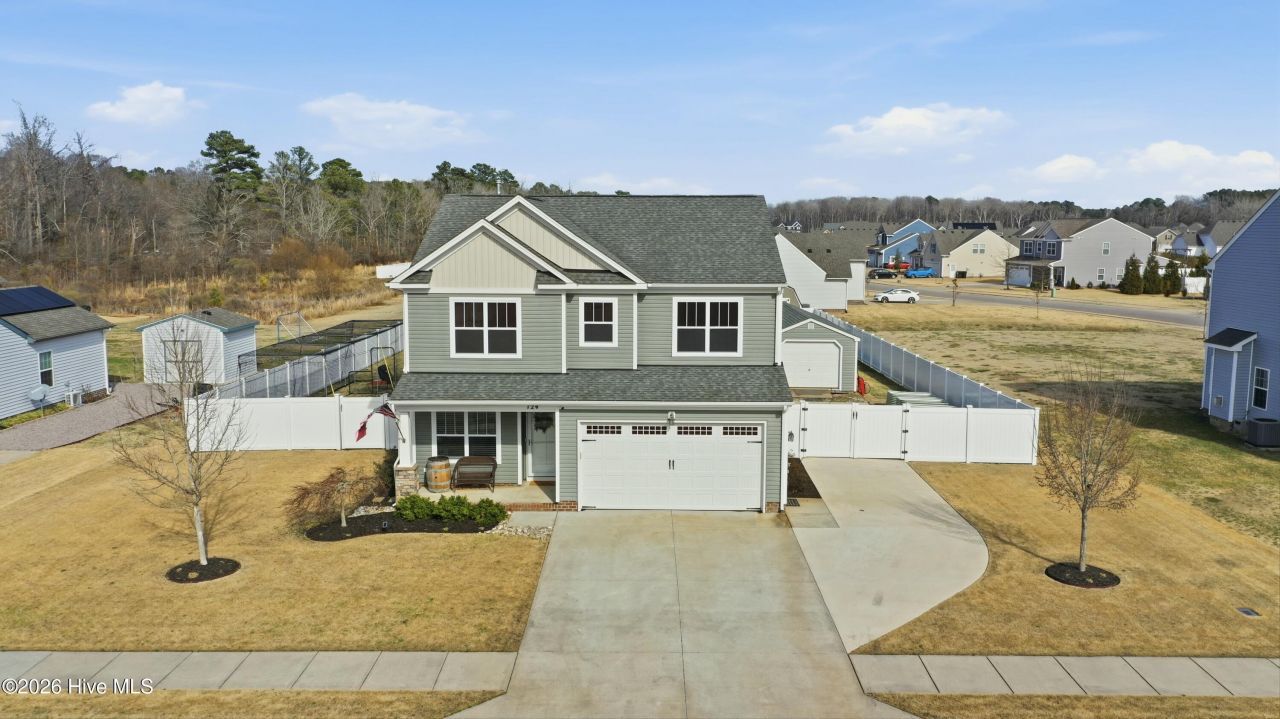 124 Parrish Point Lane, Moyock, NC 27958 Main Photo