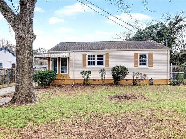 2630 Loghaven Drive, Atlanta, GA 30318