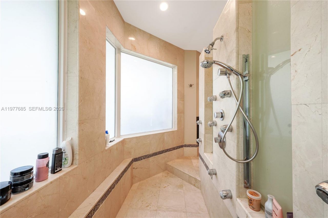 2458 Provence Ct , Weston, FL 33327 Photo