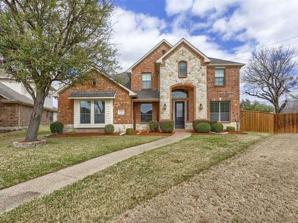 4802 Snowdrop Drive , Garland, TX 75043