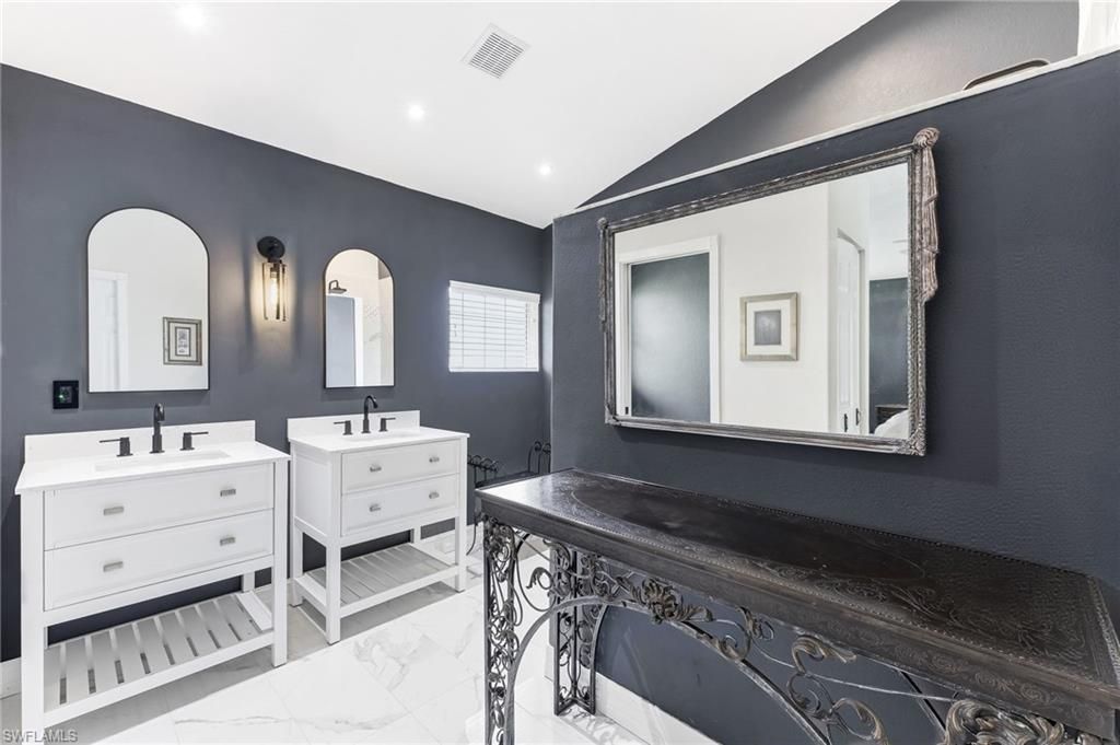 1377 Coconut Dr , Fort Myers, FL 33901 Photo