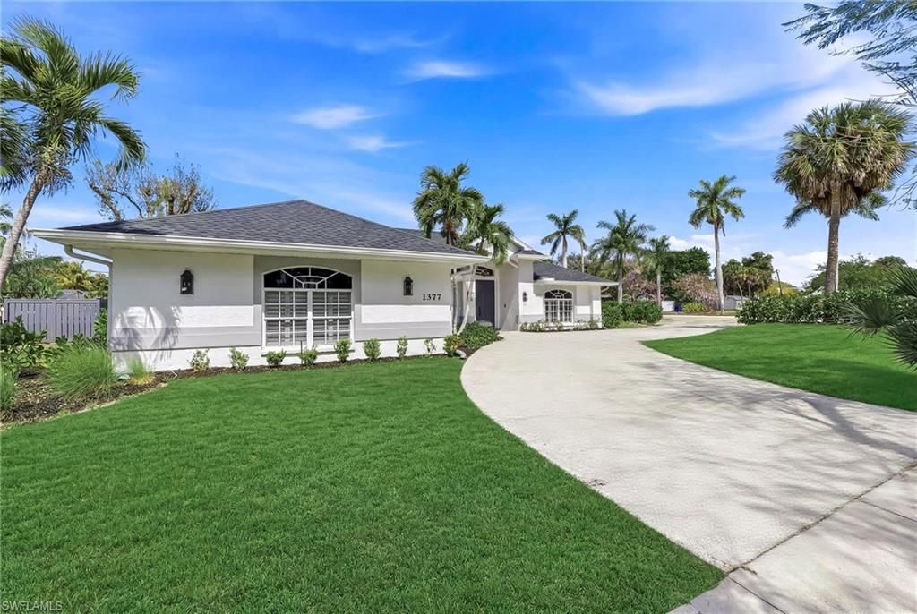 1377 Coconut Dr , Fort Myers, FL 33901 Photo