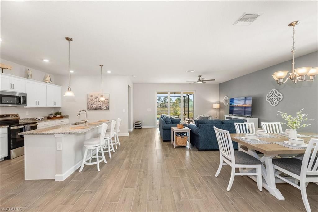 3061 Weston Manor Dr, Alva, FL 33920 Photo