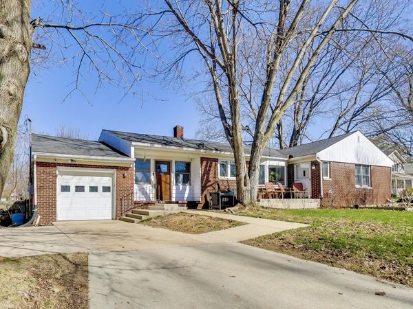 601 Madison Street, Valparaiso, IN 46385