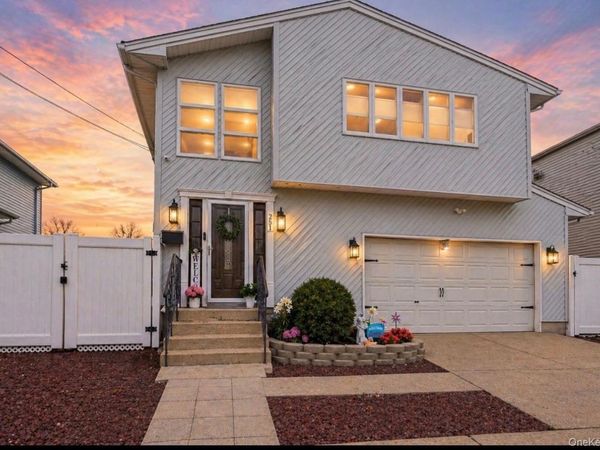 251 Arthur Street, Freeport, NY 11520