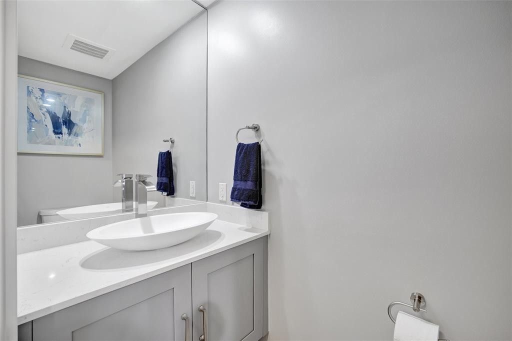 315 NE 3rd Avenue, Unit 1004, Fort Lauderdale, FL 33301 Photo