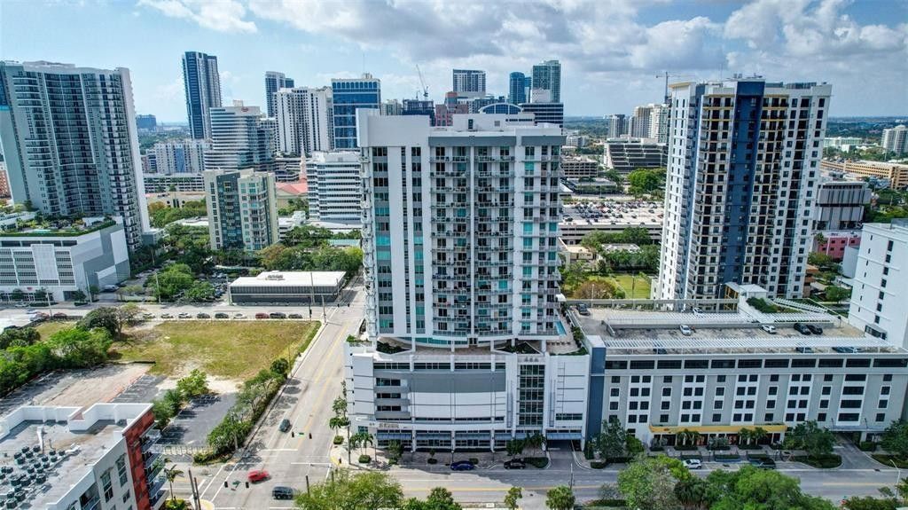 315 NE 3rd Avenue, Unit 1004, Fort Lauderdale, FL 33301 Photo