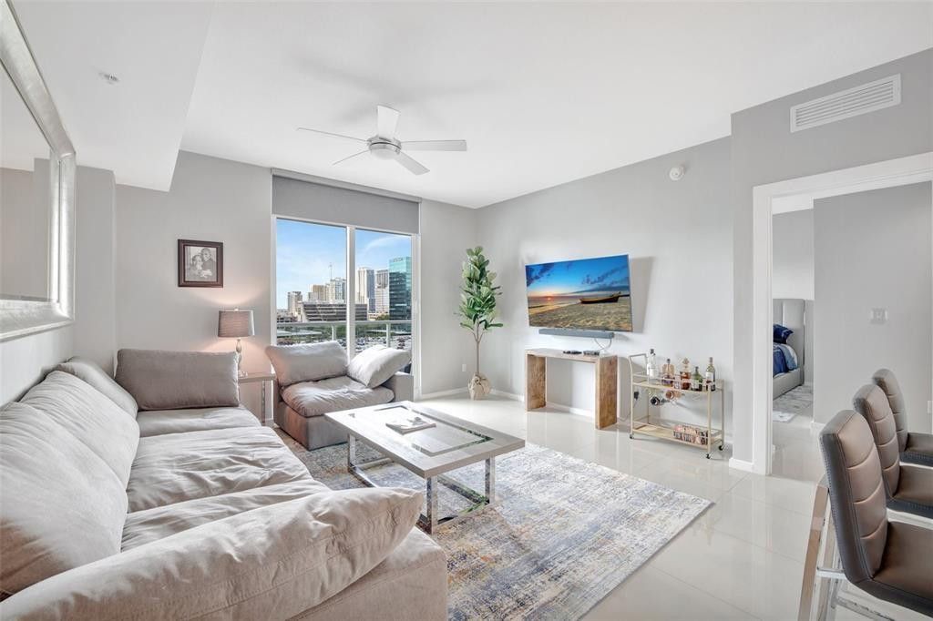 315 NE 3rd Avenue, Unit 1004, Fort Lauderdale, FL 33301 Photo