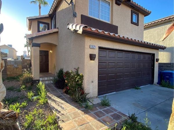 2371 Crowley Way, Las Vegas, NV 89142