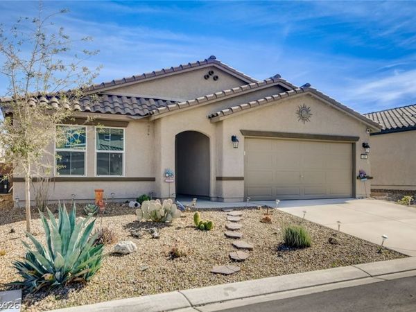 420 Triple Falls Street , Indian Springs, NV 89018