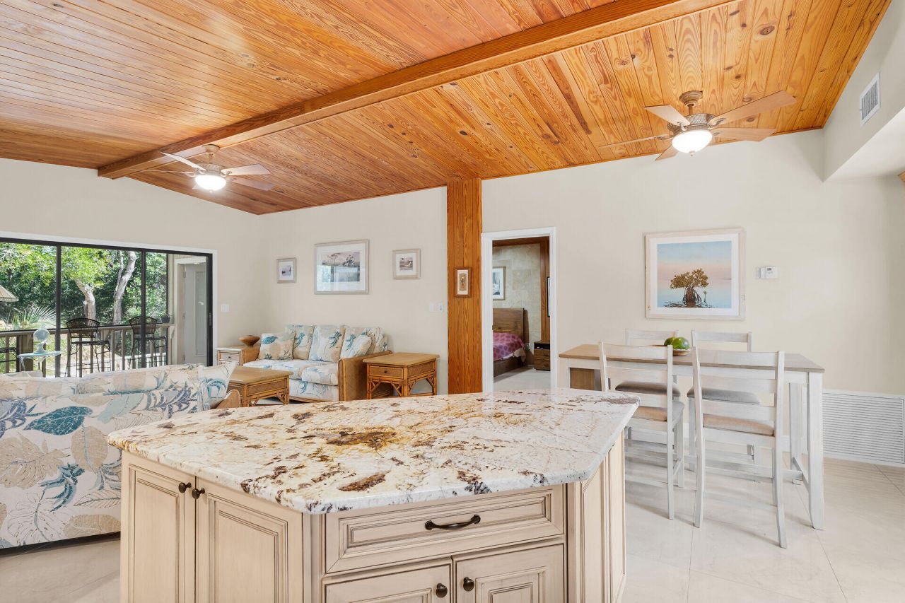 134 Artic Avenue, Tavernier, FL 33037 Photo