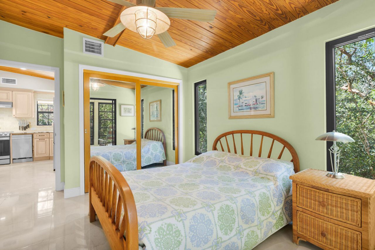 134 Artic Avenue, Tavernier, FL 33037 Photo