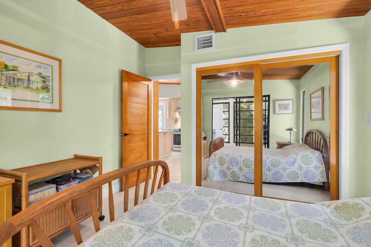 134 Artic Avenue, Tavernier, FL 33037 Photo