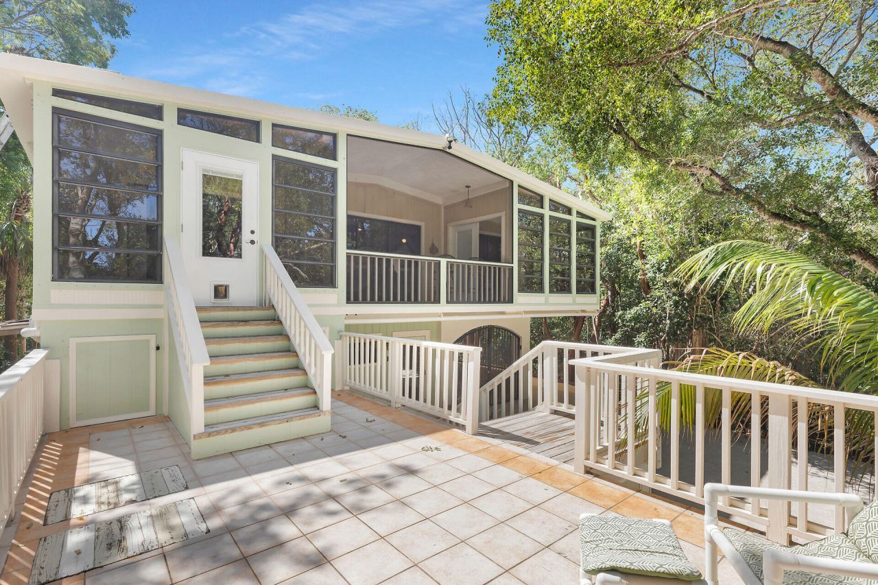 134 Artic Avenue, Tavernier, FL 33037 Photo