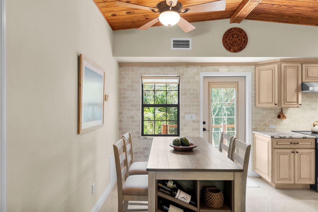 134 Artic Avenue, Tavernier, FL 33037 Photo