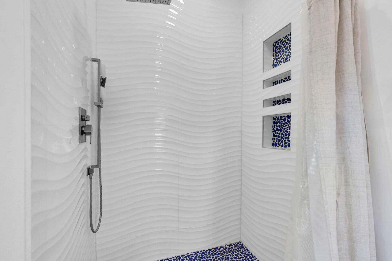 103 Long Key Road, Key Largo, FL 33037 Photo