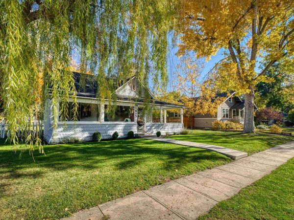 1615 Fillmore St, Caldwell, ID 83605