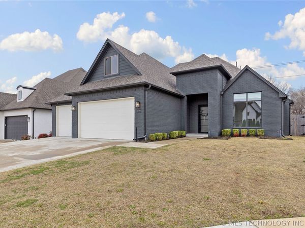 3722 W Tucson Place, Broken Arrow, OK 74011