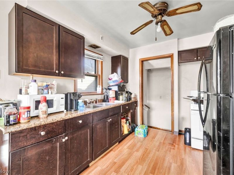 14001 Christine Avenue, Cleveland, OH 44105 Photo 13