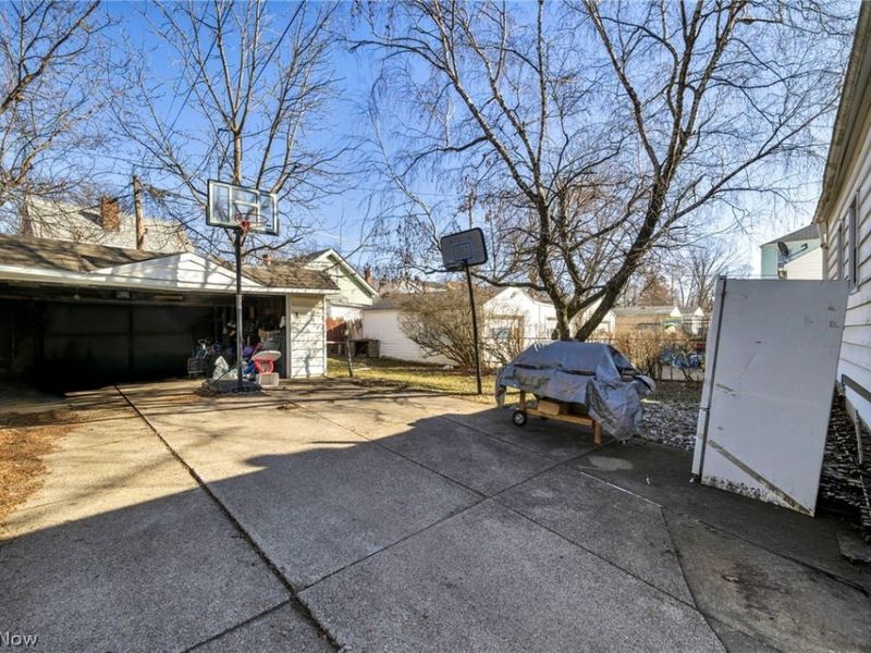 14001 Christine Avenue, Cleveland, OH 44105 Photo 43