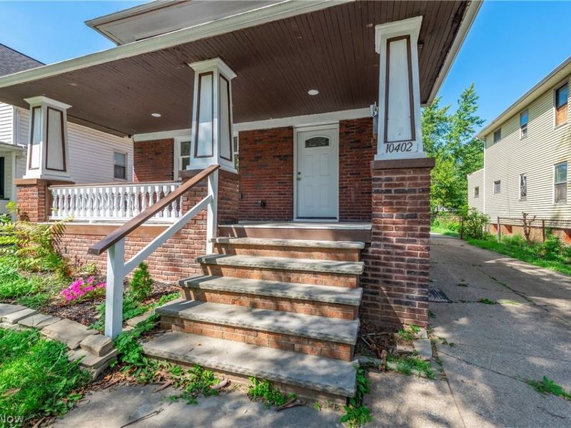 10402 Almira Avenue, Cleveland, OH 44111 Photo 3
