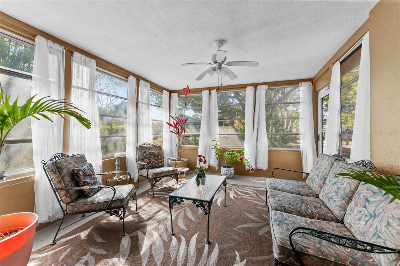 701 52nd Avenue S, Saint Petersburg, FL 33705 Photo