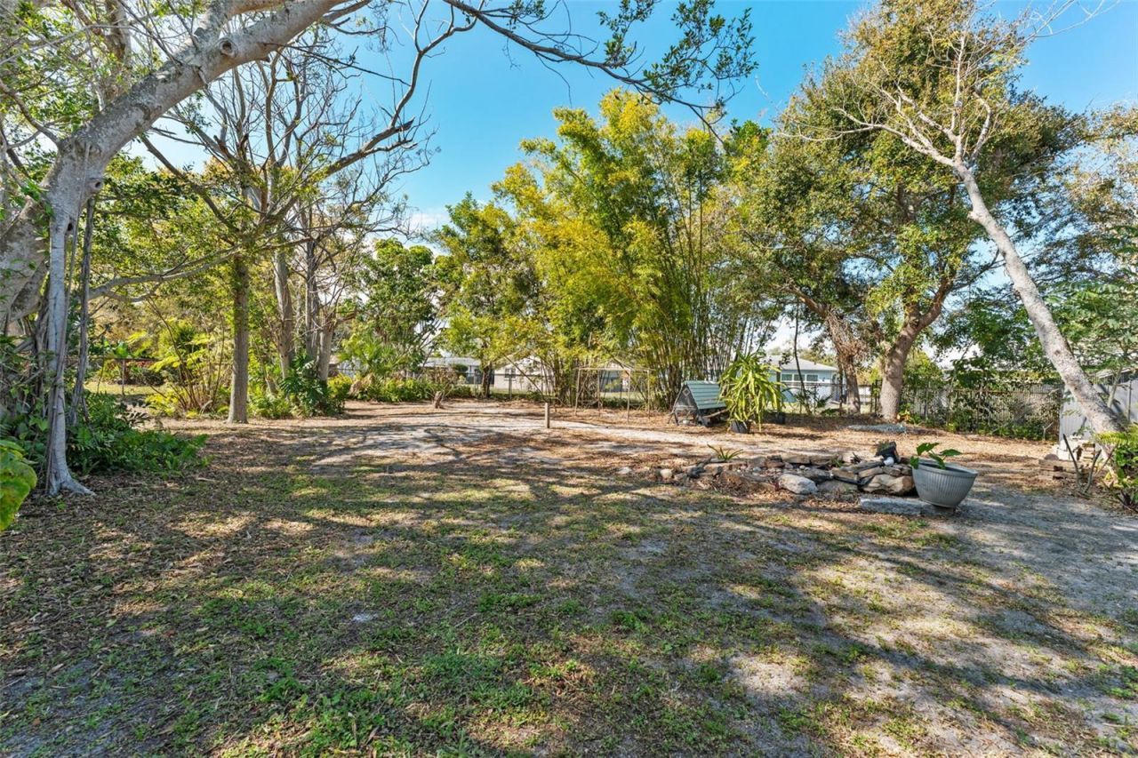 701 52nd Avenue S, Saint Petersburg, FL 33705 Photo