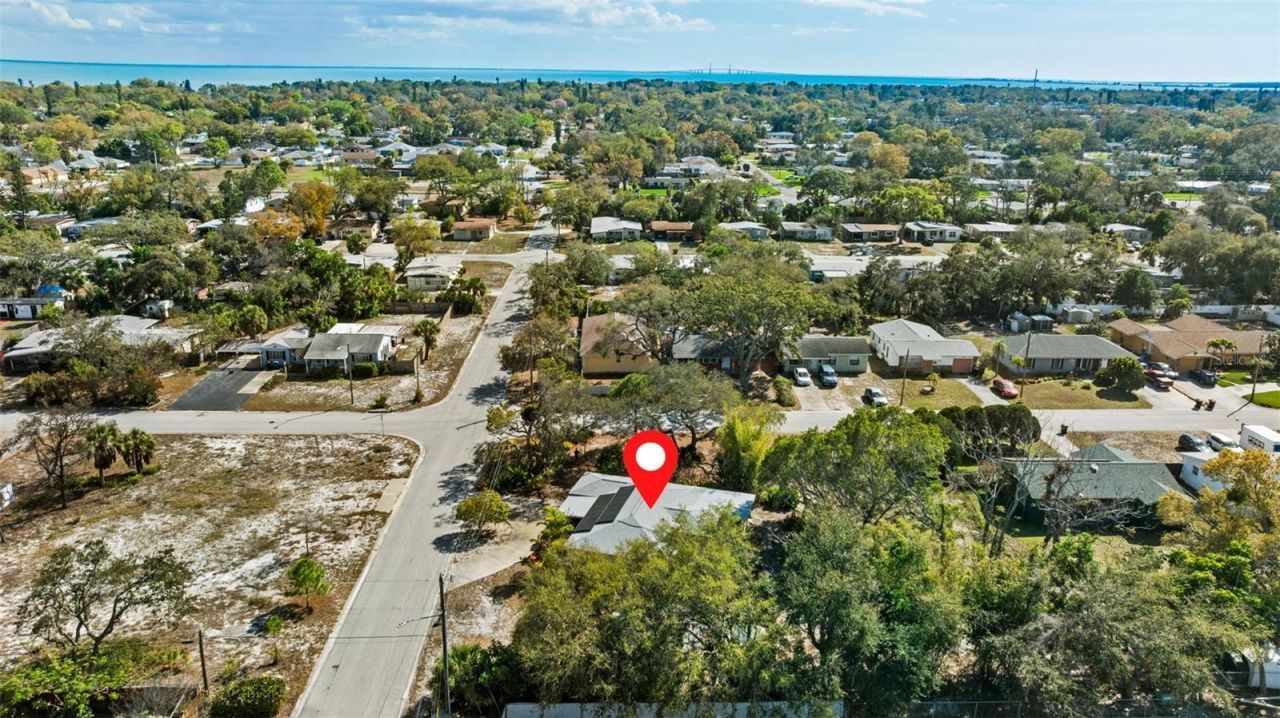 701 52nd Avenue S, Saint Petersburg, FL 33705 Photo