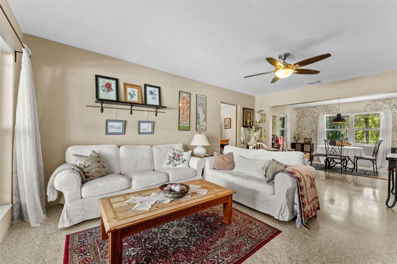 701 52nd Avenue S, Saint Petersburg, FL 33705 Photo