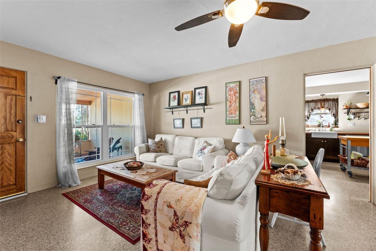 701 52nd Avenue S, Saint Petersburg, FL 33705 Photo