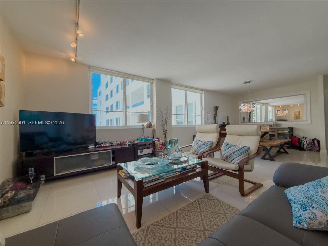 5005 Collins Ave , Unit 825, Miami Beach, FL 33140 Photo
