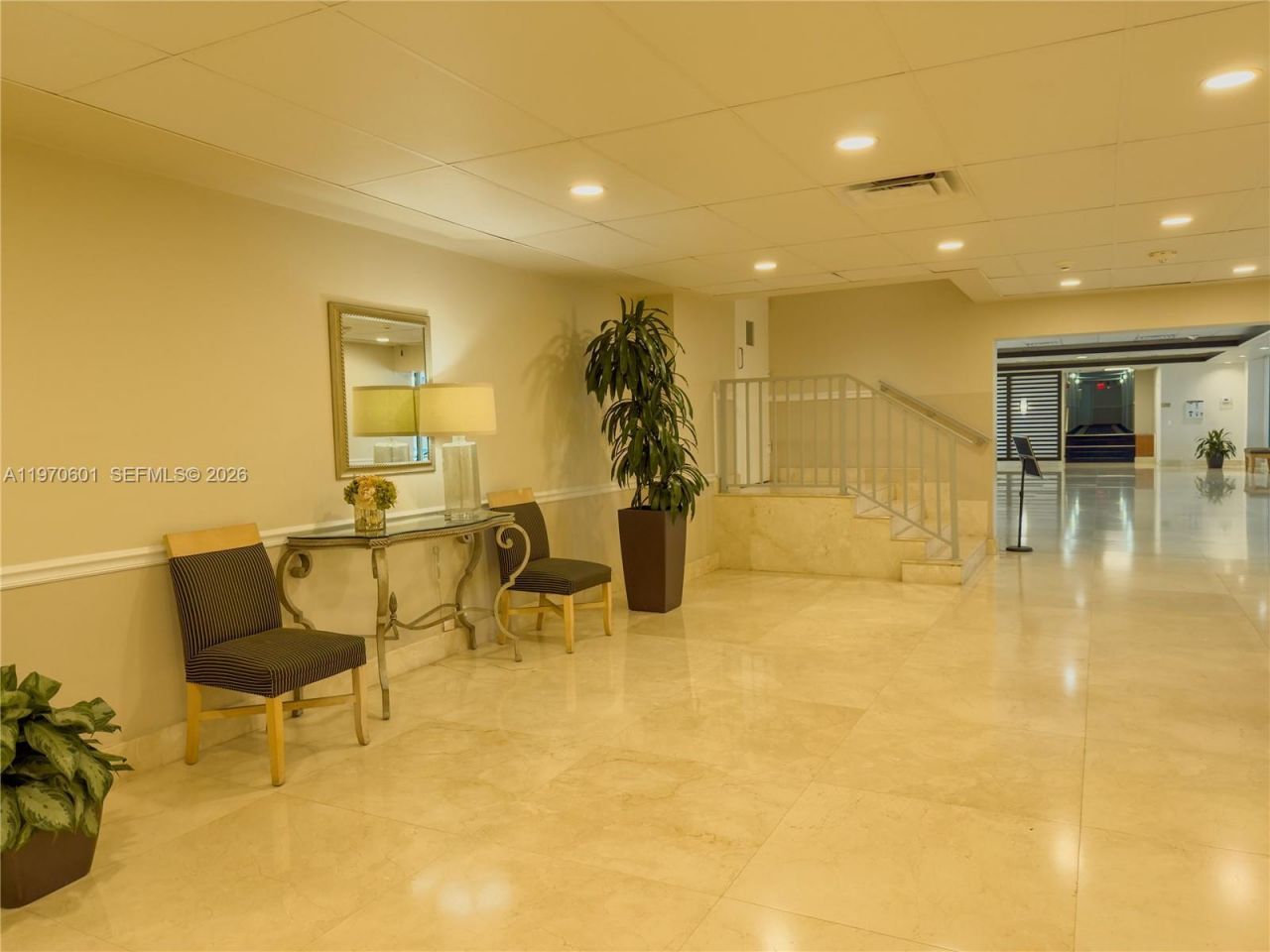 5005 Collins Ave , Unit 825, Miami Beach, FL 33140 Photo
