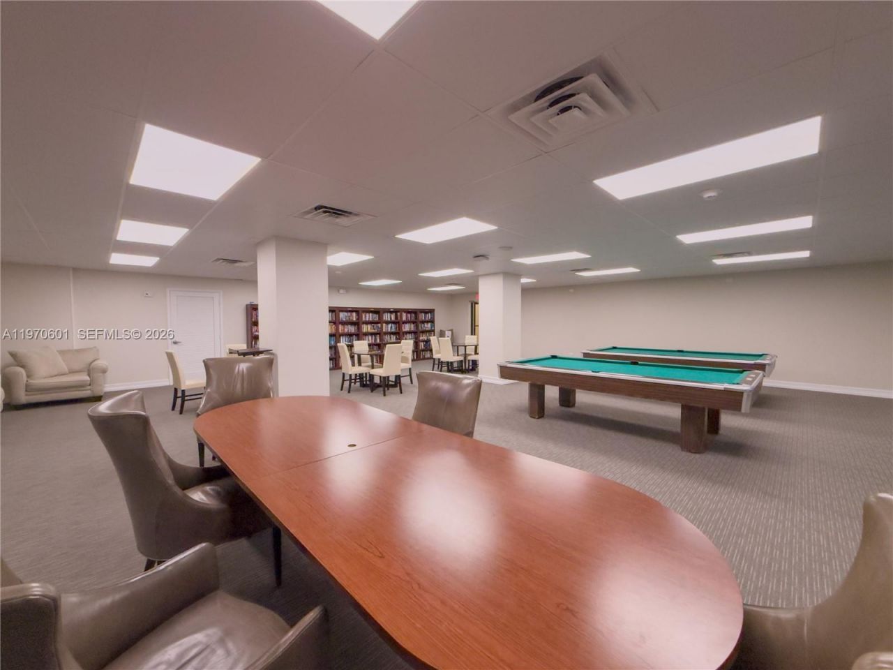 5005 Collins Ave , Unit 825, Miami Beach, FL 33140 Photo