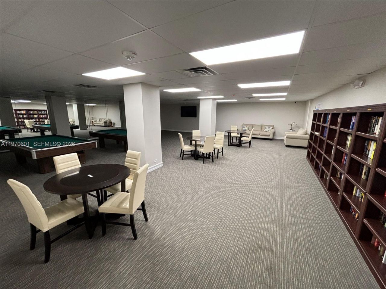 5005 Collins Ave , Unit 825, Miami Beach, FL 33140 Photo