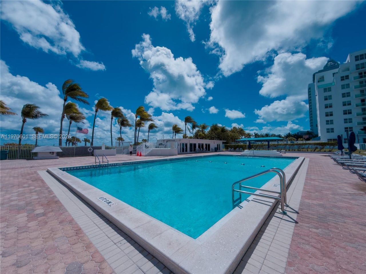 5005 Collins Ave , Unit 825, Miami Beach, FL 33140 Photo
