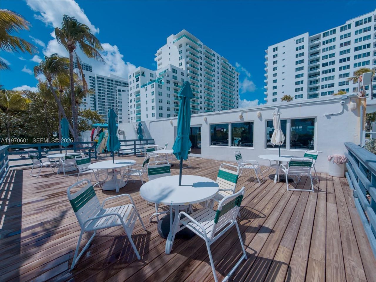 5005 Collins Ave , Unit 825, Miami Beach, FL 33140 Photo