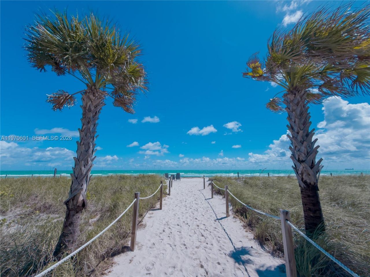 5005 Collins Ave , Unit 825, Miami Beach, FL 33140 Photo