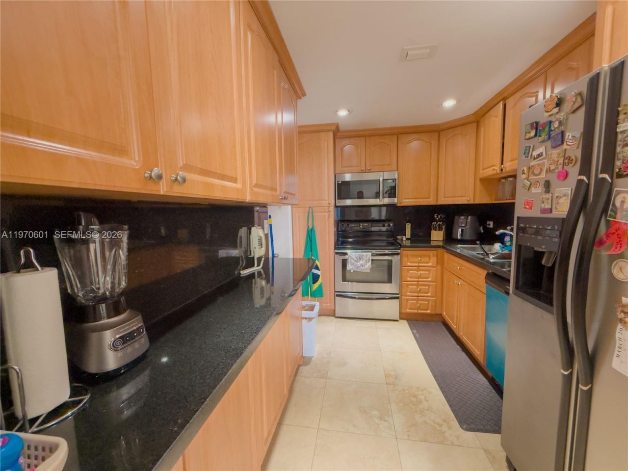 5005 Collins Ave , Unit 825, Miami Beach, FL 33140 Photo