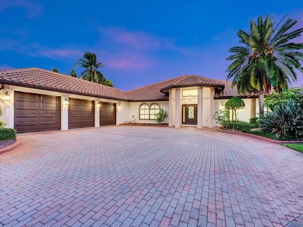 2386 Sunderland Avenue Avenue, Wellington, FL 33414