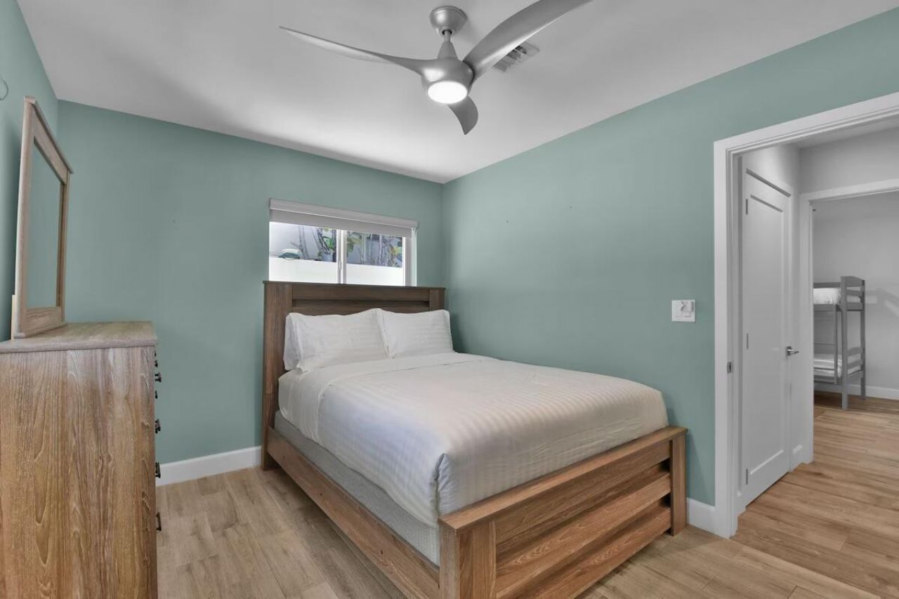 1920 NE 52nd Street, Fort Lauderdale, FL 33308 Photo